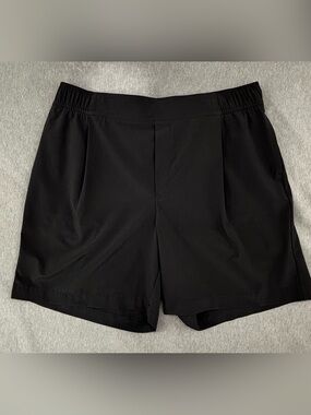 Eddie Bauer Departure Women’s Pull-On Athletic Shorts Black 7 Inch NWOT